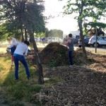Volunteers Spreading Mulch